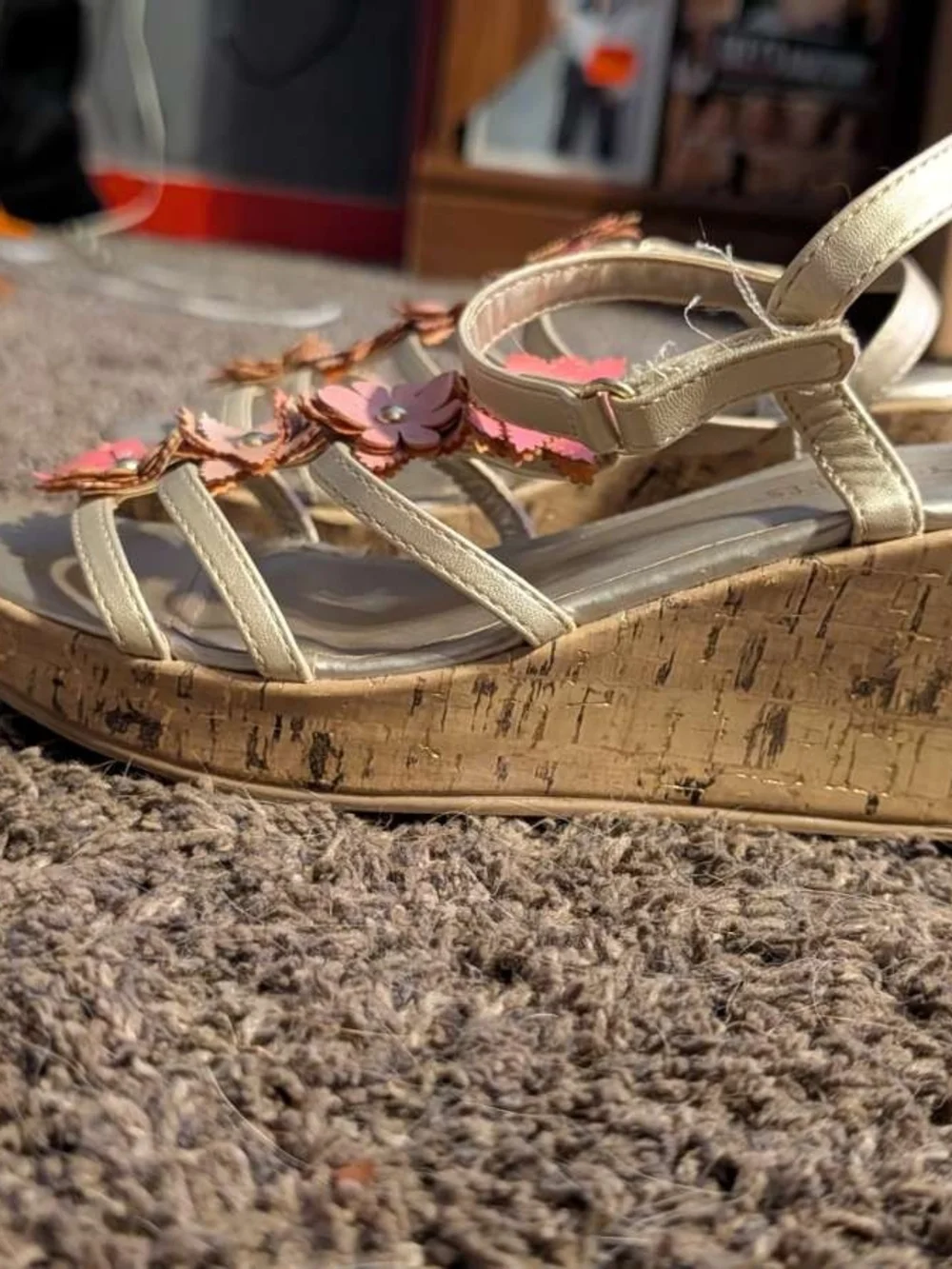 Seychelles Girls Metallic Gold Sandals with Pink Flower Accents